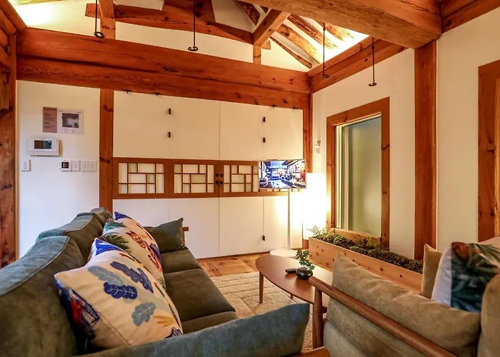 アパート Private Hanok In Bukchon, Seoul, 7 People, 3 Bedrooms, 2 Bathrooms, 6 Min Walk From Anguk Station Exit 2