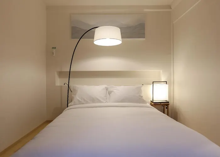 Private Hanok In Bukchon, Seoul, 7 People, 3 Bedrooms, 2 Bathrooms, 6 Min Walk From Anguk Station Exit 2 ソウル特別市